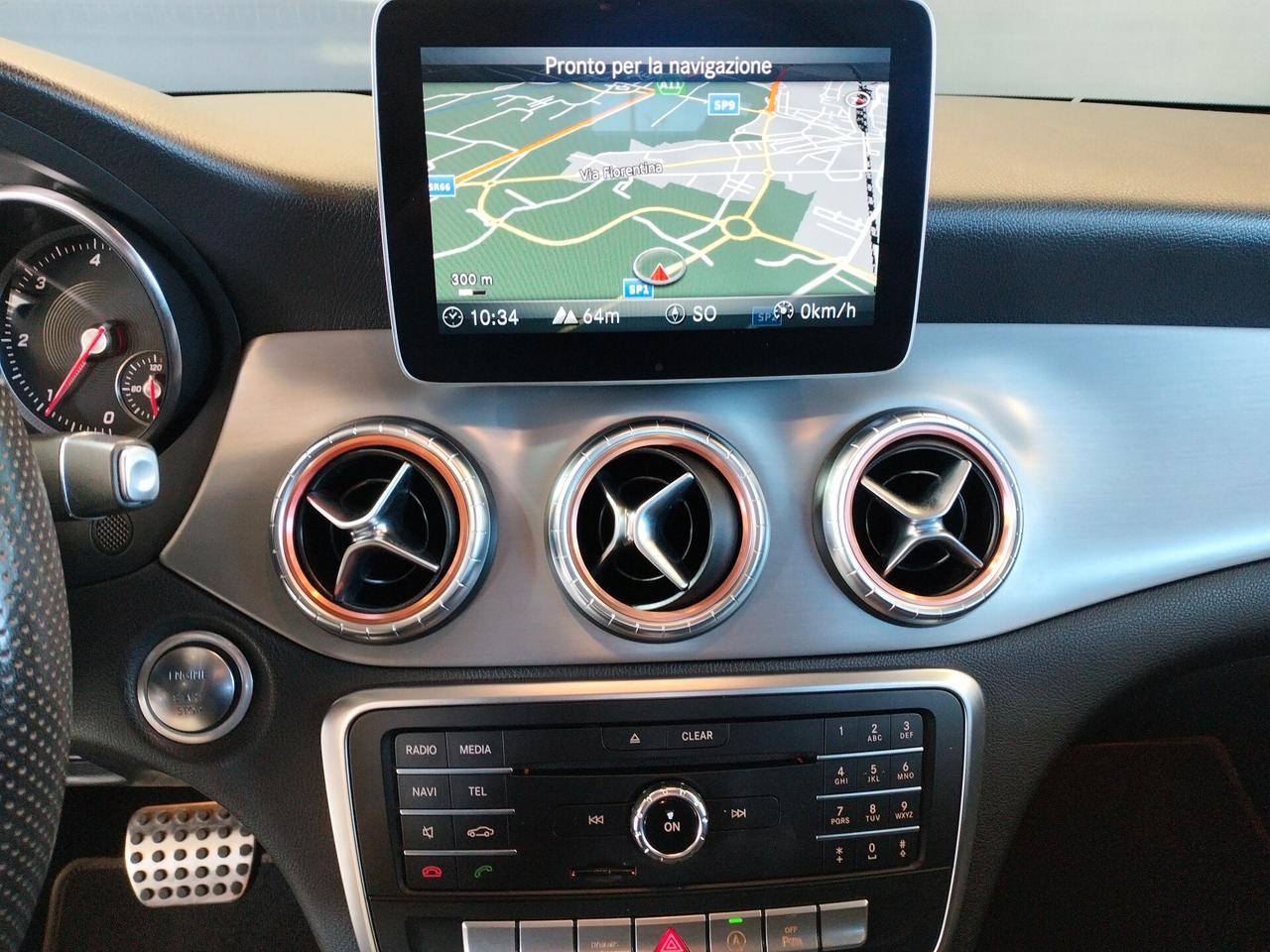 Mercedes-Benz CLA 200 d Premium auto FL