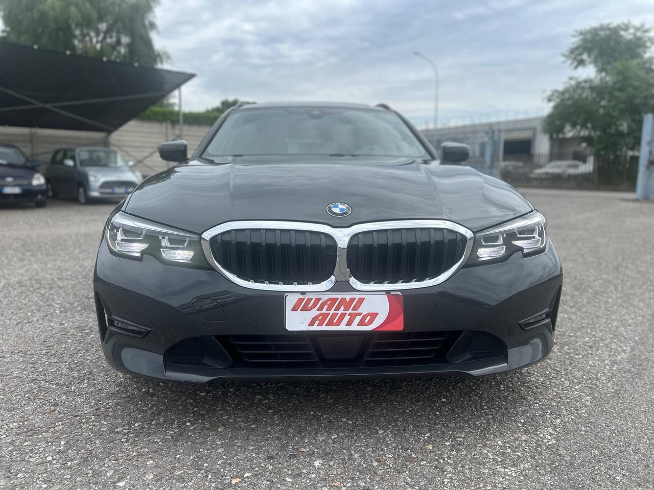 Bmw 318d 48V Touring Individual