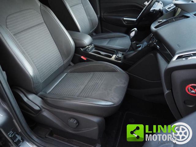 FORD Kuga 2.0 TDCI 150 CV 4WD Powershift ST-Line Business