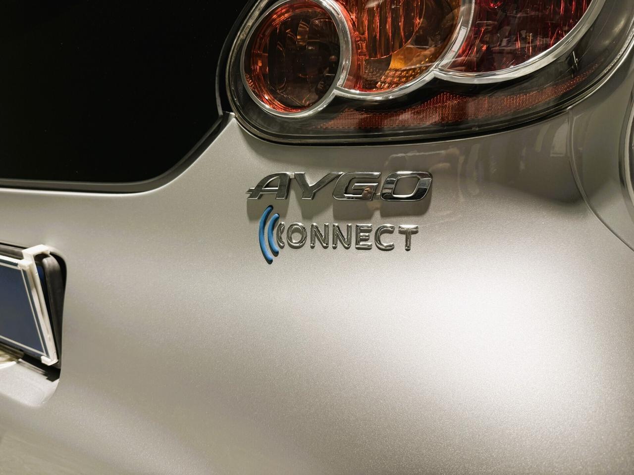 Toyota Aygo 1.0 5 PORTE CONNECT NAVI UNICO PROPRIE