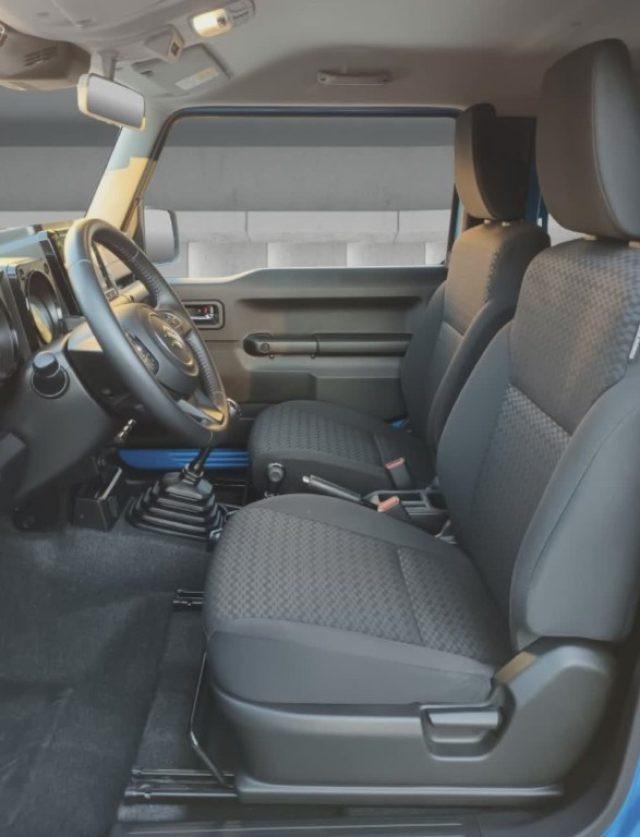 SUZUKI Jimny 1.5 5MT Top