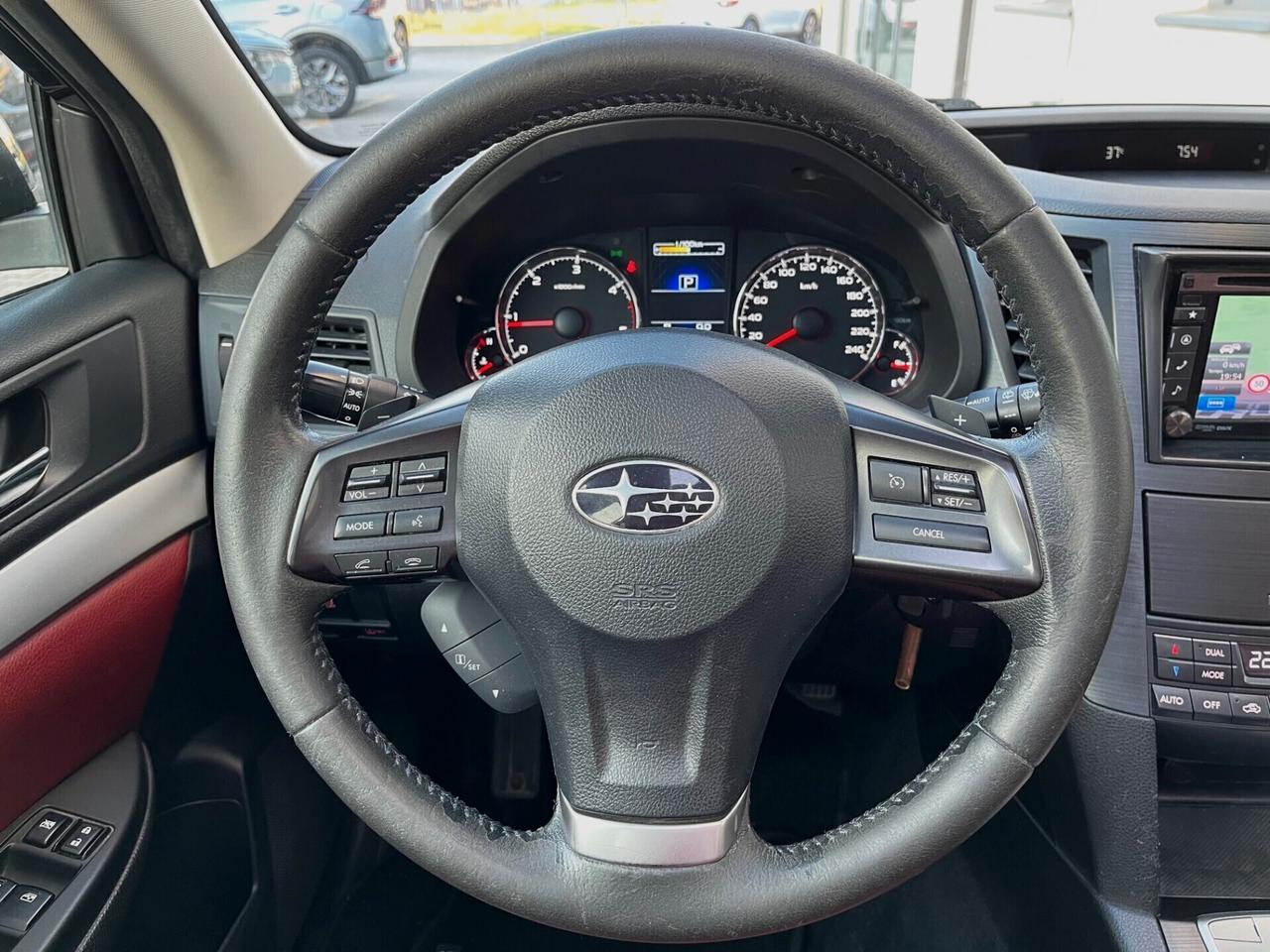 Subaru OUTBACK 2.0D Lineartronic Trend