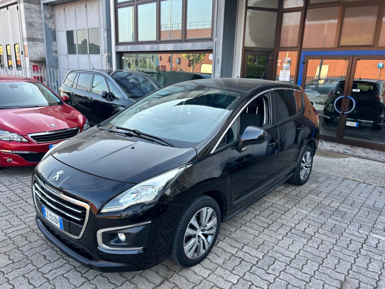 Peugeot 3008 2serie 1.6 HDi 115CV NAVI