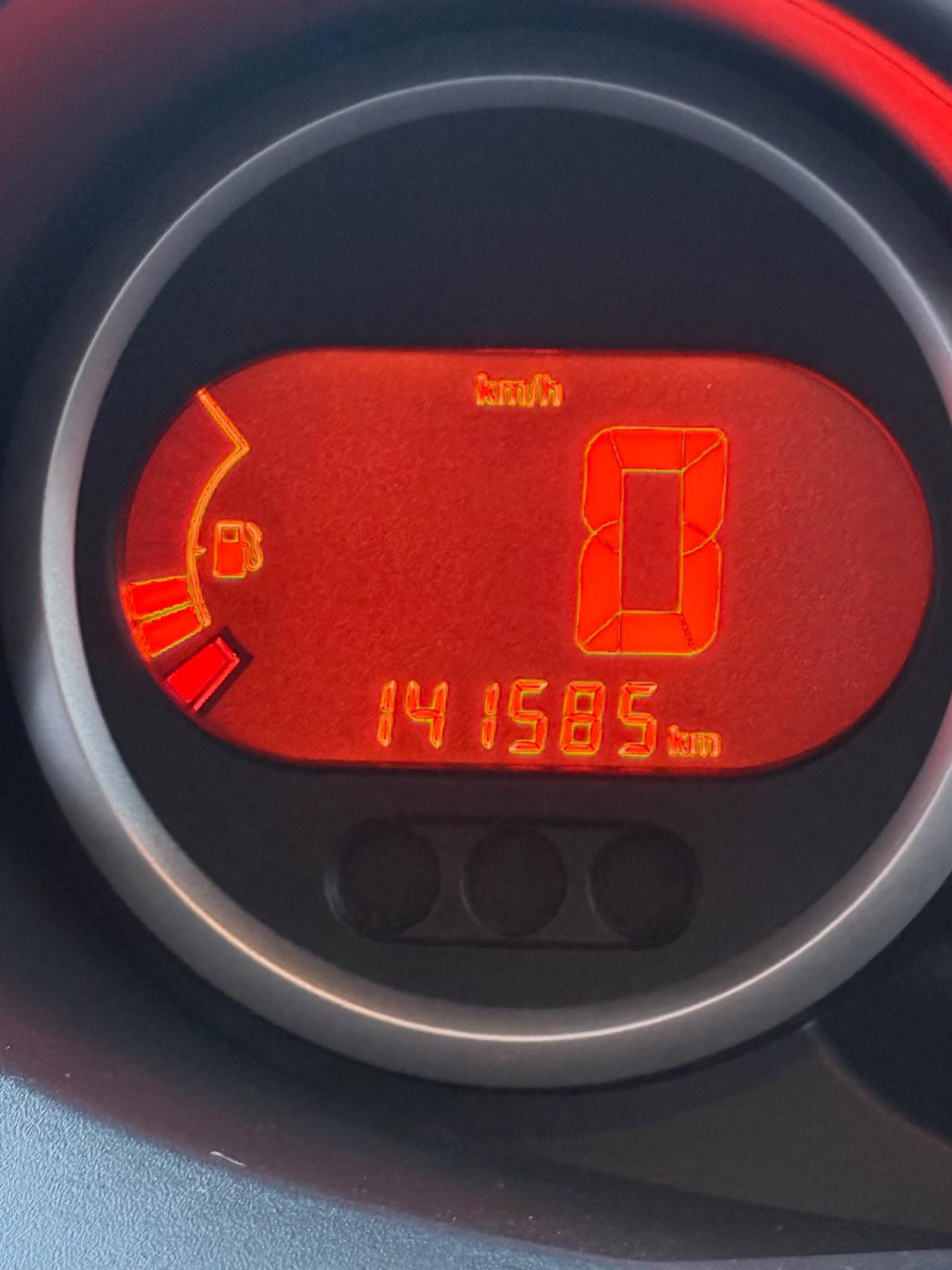 Renault Twingo 1.2 16V LEV Miss Sixty