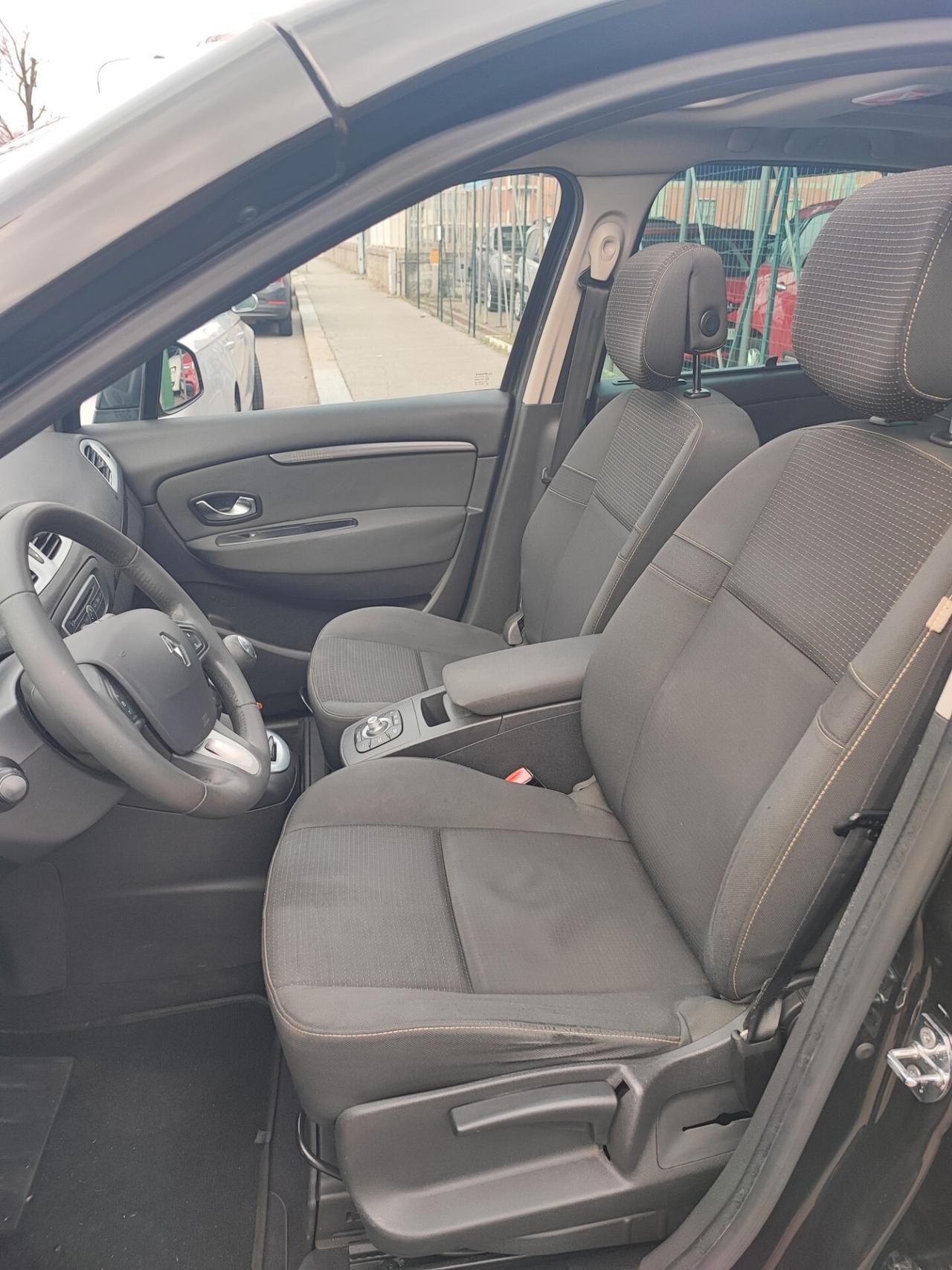 Renault Scenic Scénic X-Mod 1.5 dCi 110CV Dynamique