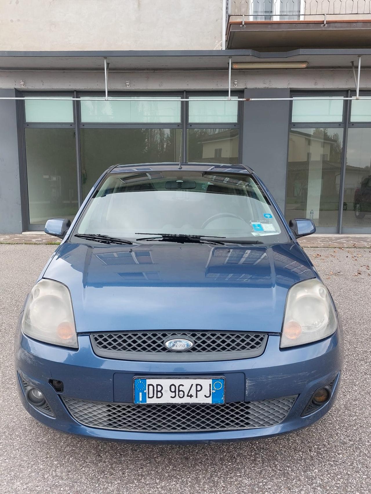 Ford Fiesta 1.4 TDCi 5p. Ghia