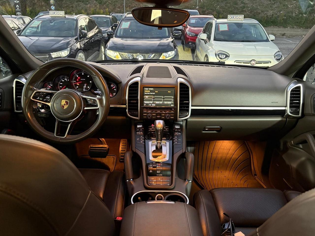 Porsche Cayenne 3.0 Diesel 250 cv (No Superbollo)