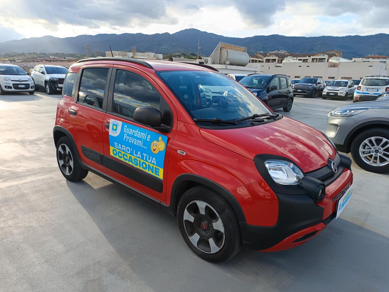 Fiat Panda 1.0 FireFly S&S Hybrid City Cross NEOPATENTATI