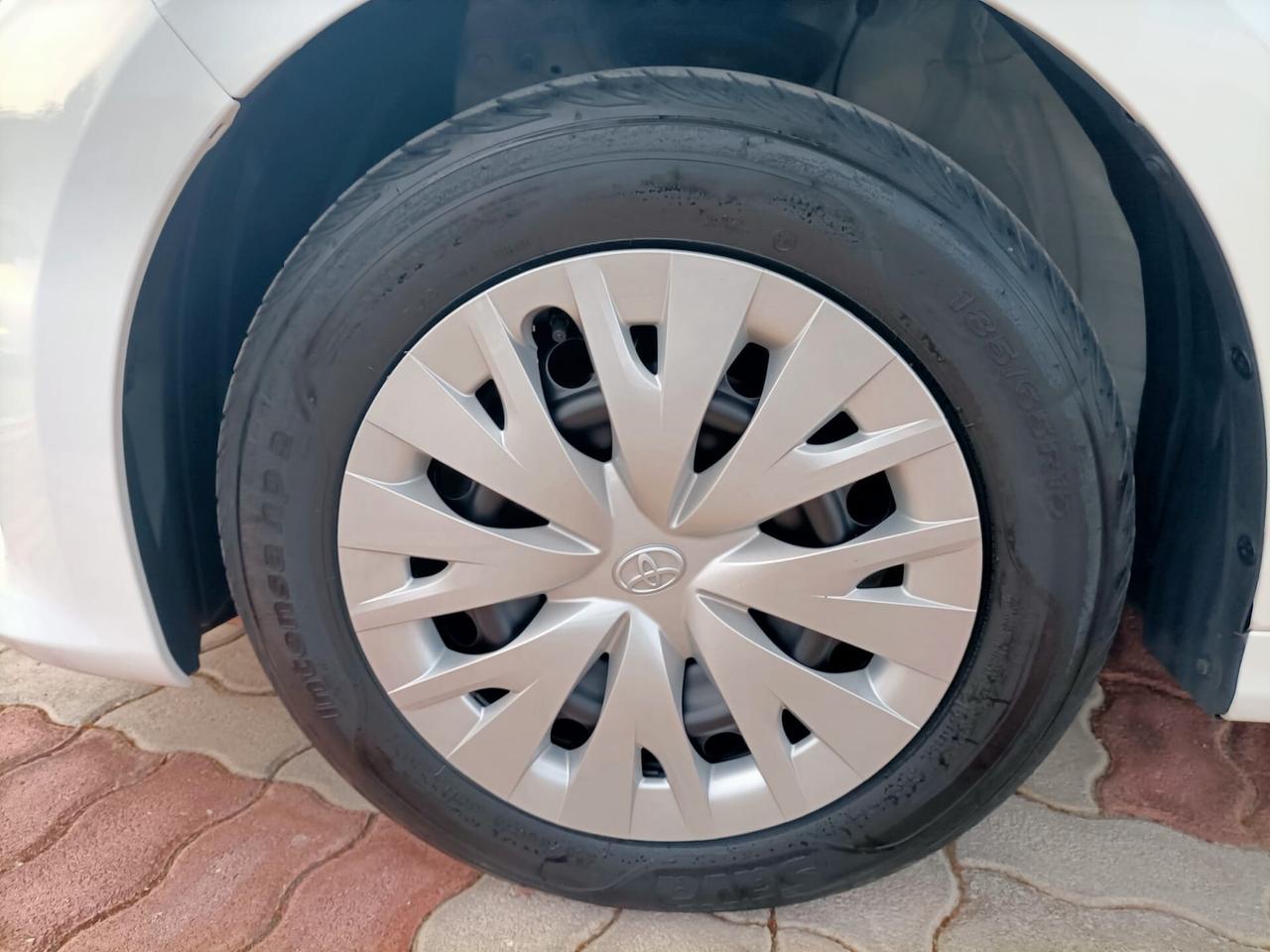 Toyota Yaris 1.0 5 porte Business