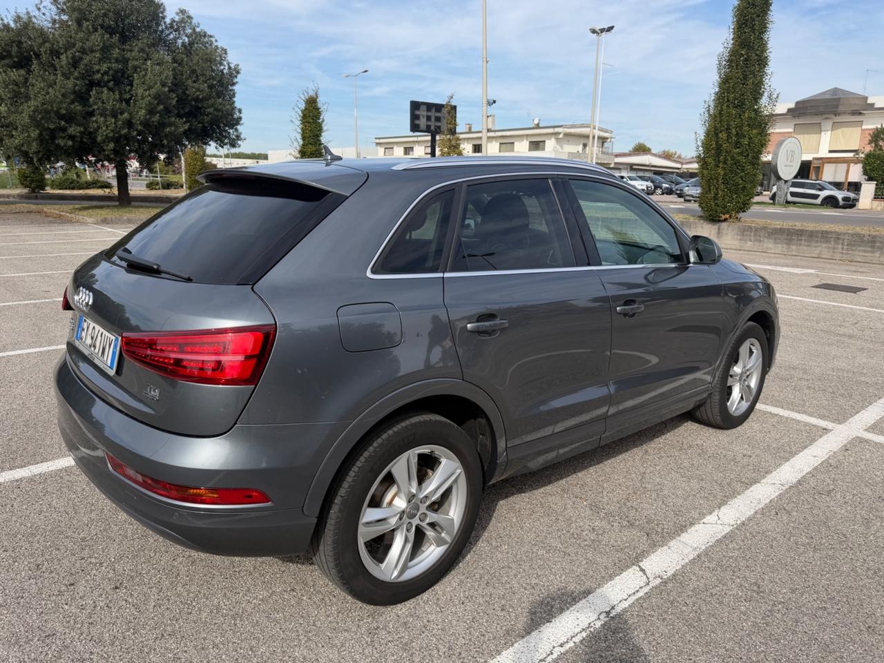 Audi Q3 2.0 TDI 150 CV quattro Business