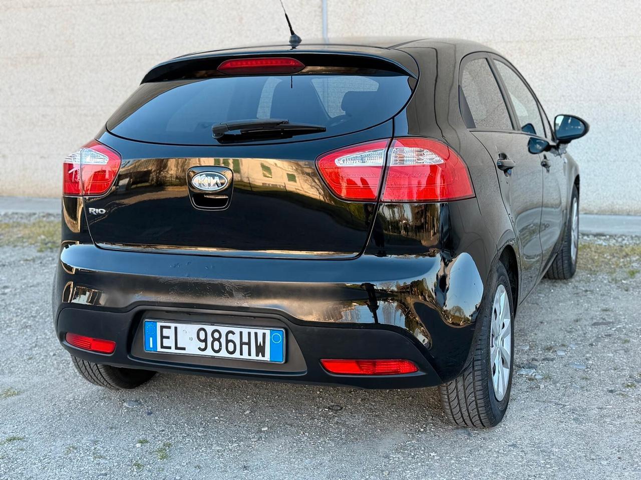 KIA RIO 1.2 BENZINA + GPL 2033 NEOPATENTATI