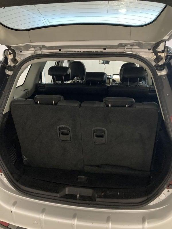 Mahindra XUV500 XUV500 2.2 16V FWD W8