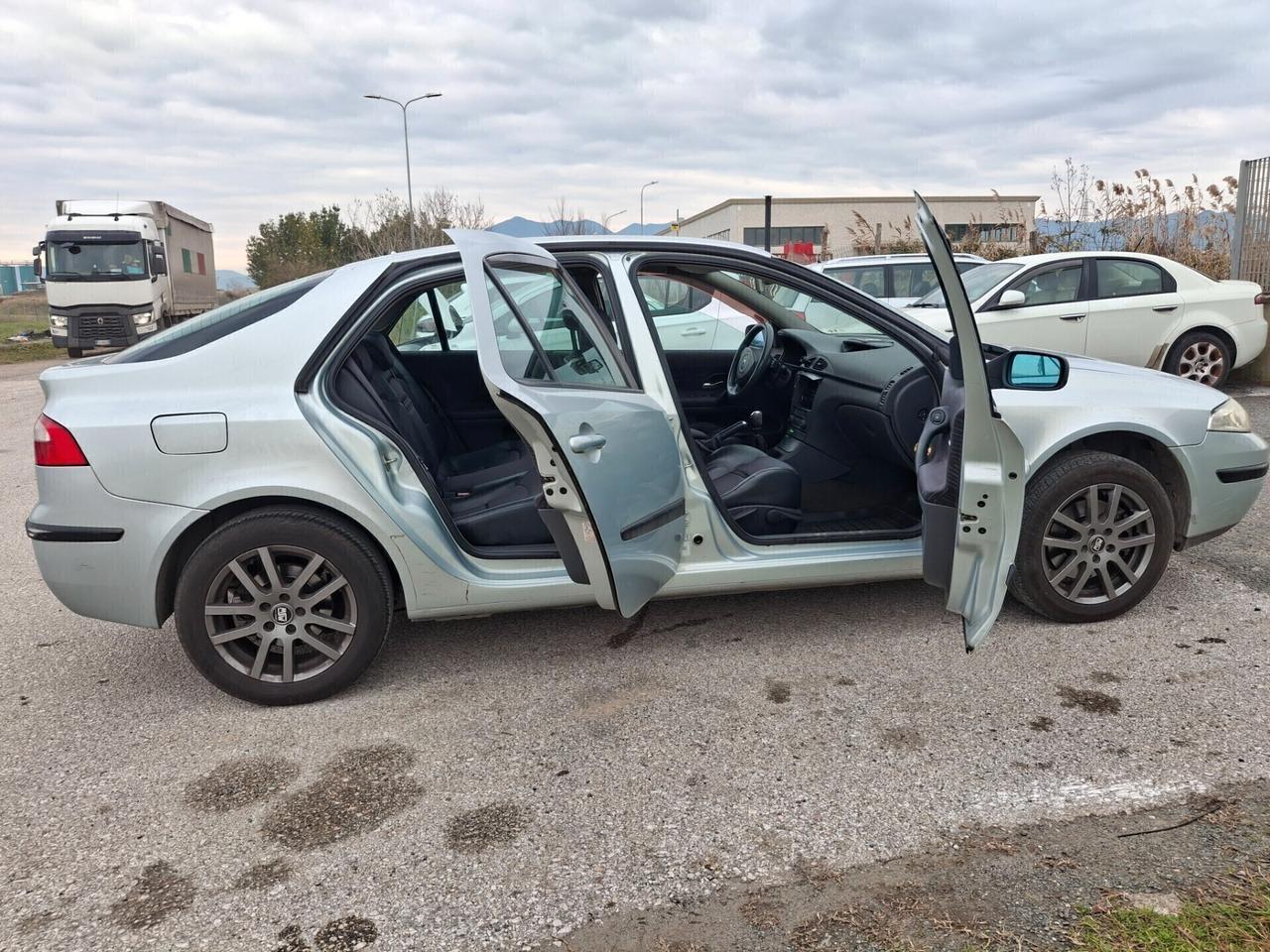 Renault Laguna 1.9 dCi/120CV.-DIESEL-