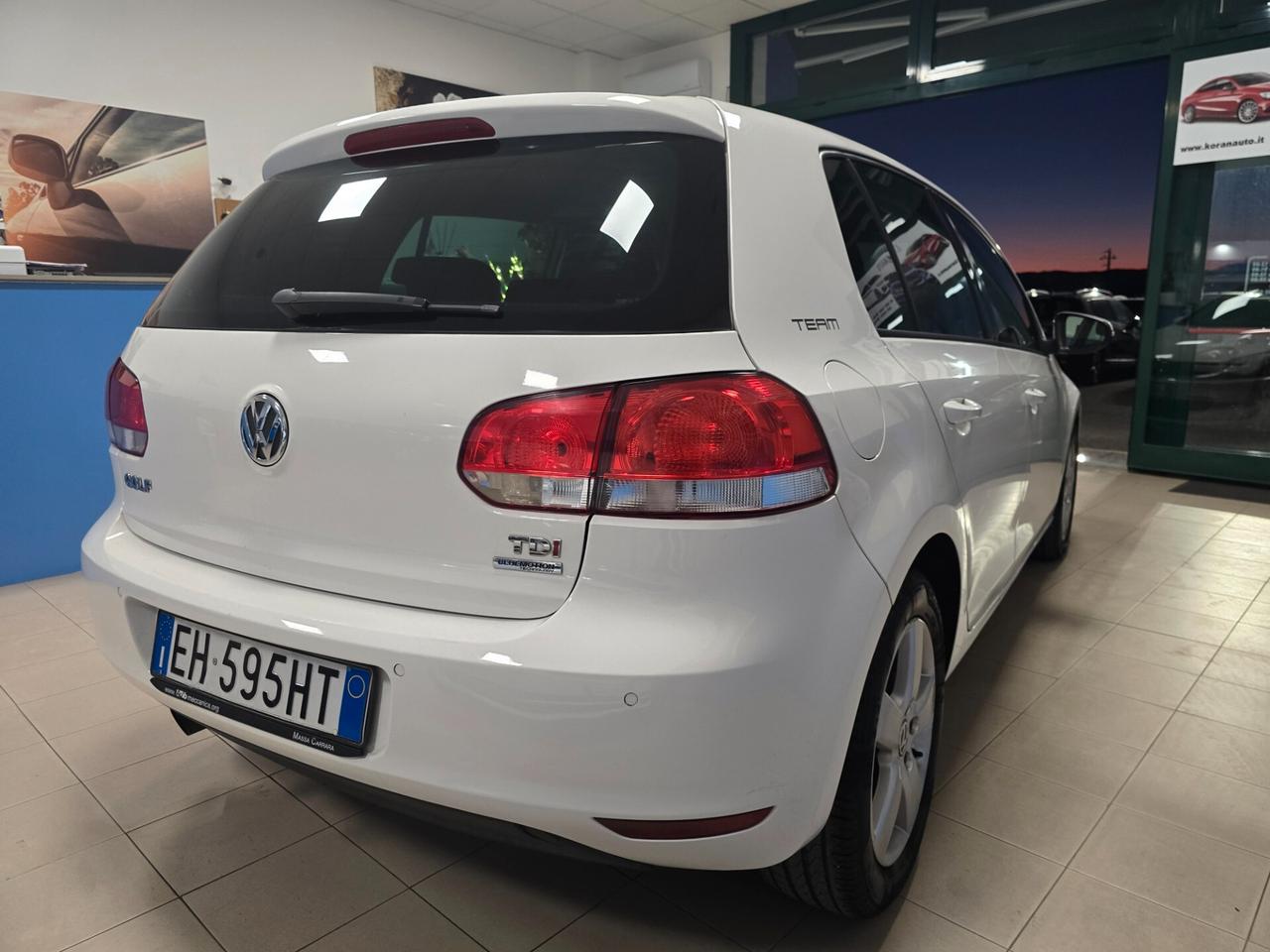 Volkswagen Golf 1.6 TDI DPF DSG 5p. Highline