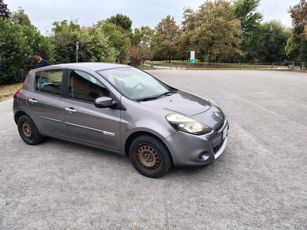 Renault Clio 1.2 16V 5 porte GPL Dynamique