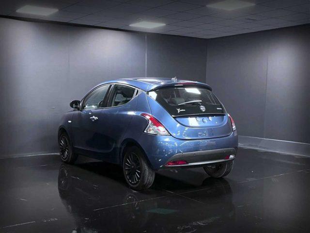 LANCIA Ypsilon 1.0 FireFly 5 porte S&S Hybrid Silver