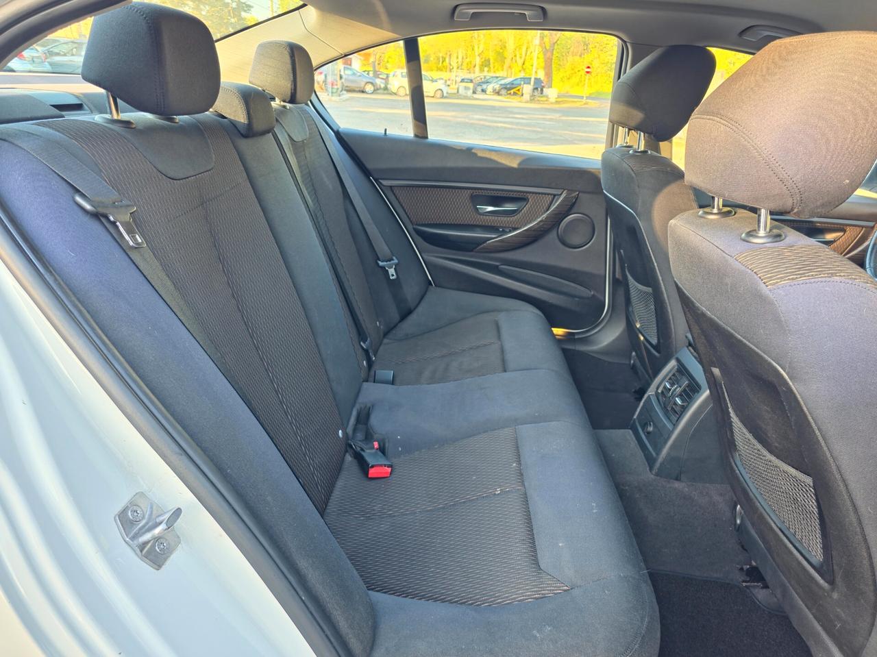 Bmw 320 320i cat Eletta CV-184 2012-E5B Manuale