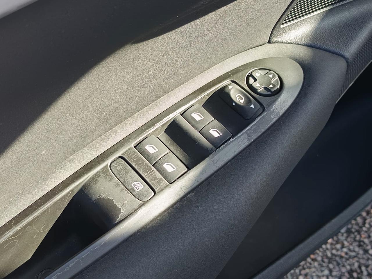 Citroen C4 2013 - 1.6 HDi Lb automobili