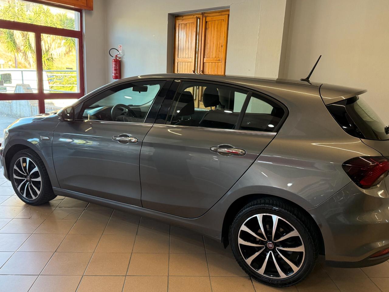 Fiat Tipo 1.6 Mjt S&S 5 porte Lounge