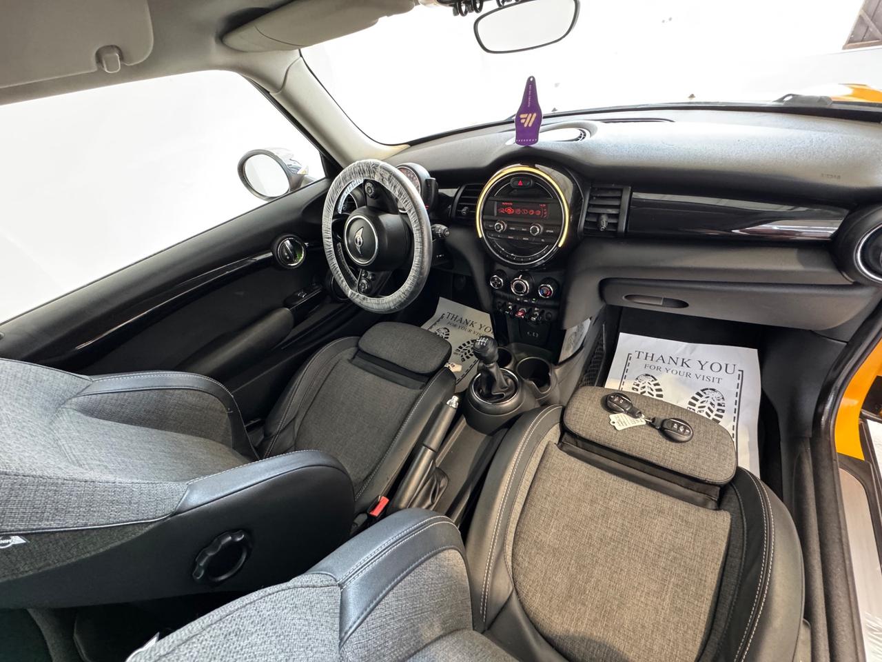 Mini Cooper 1.5 D Business XL - Accettiamo Permuta