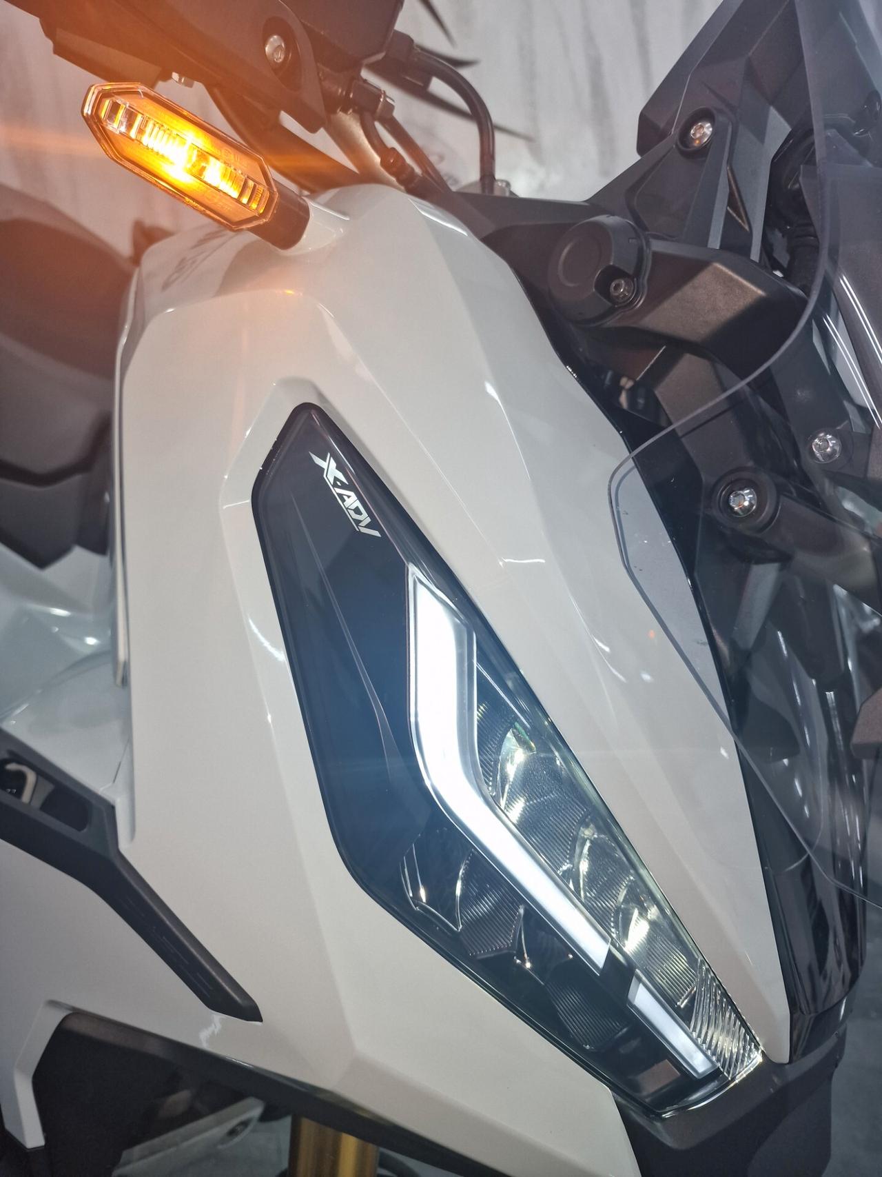 Honda X-ADV 750 Sport