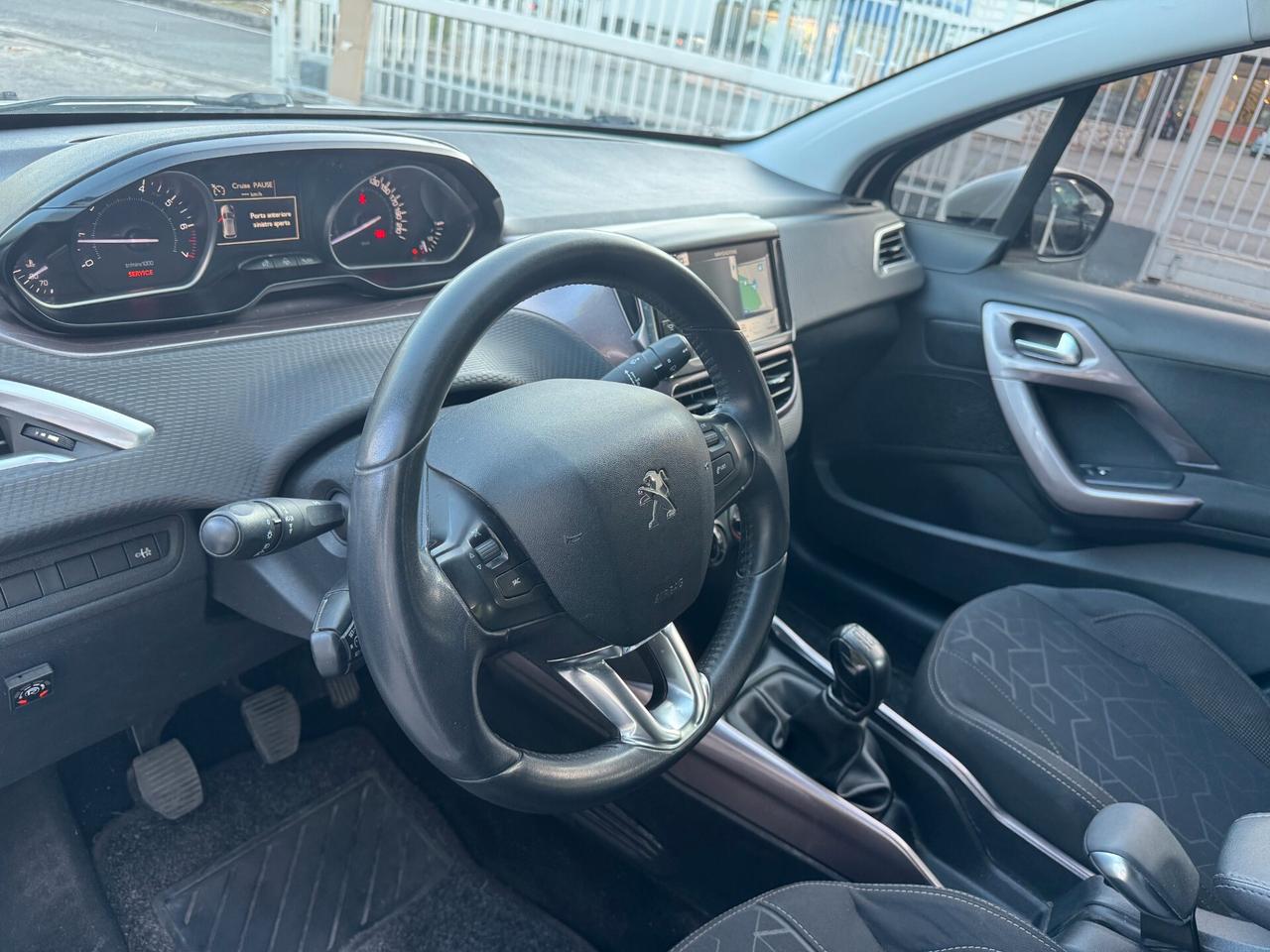 Peugeot 2008 1.2 GPL Allure NAVI