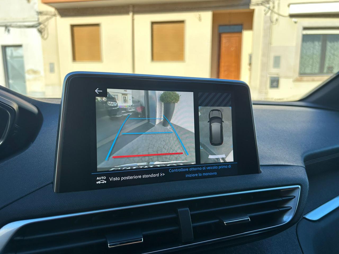 Peugeot 3008 1.5 BlueHDi EAT8 GT-LINE TETTO-2018