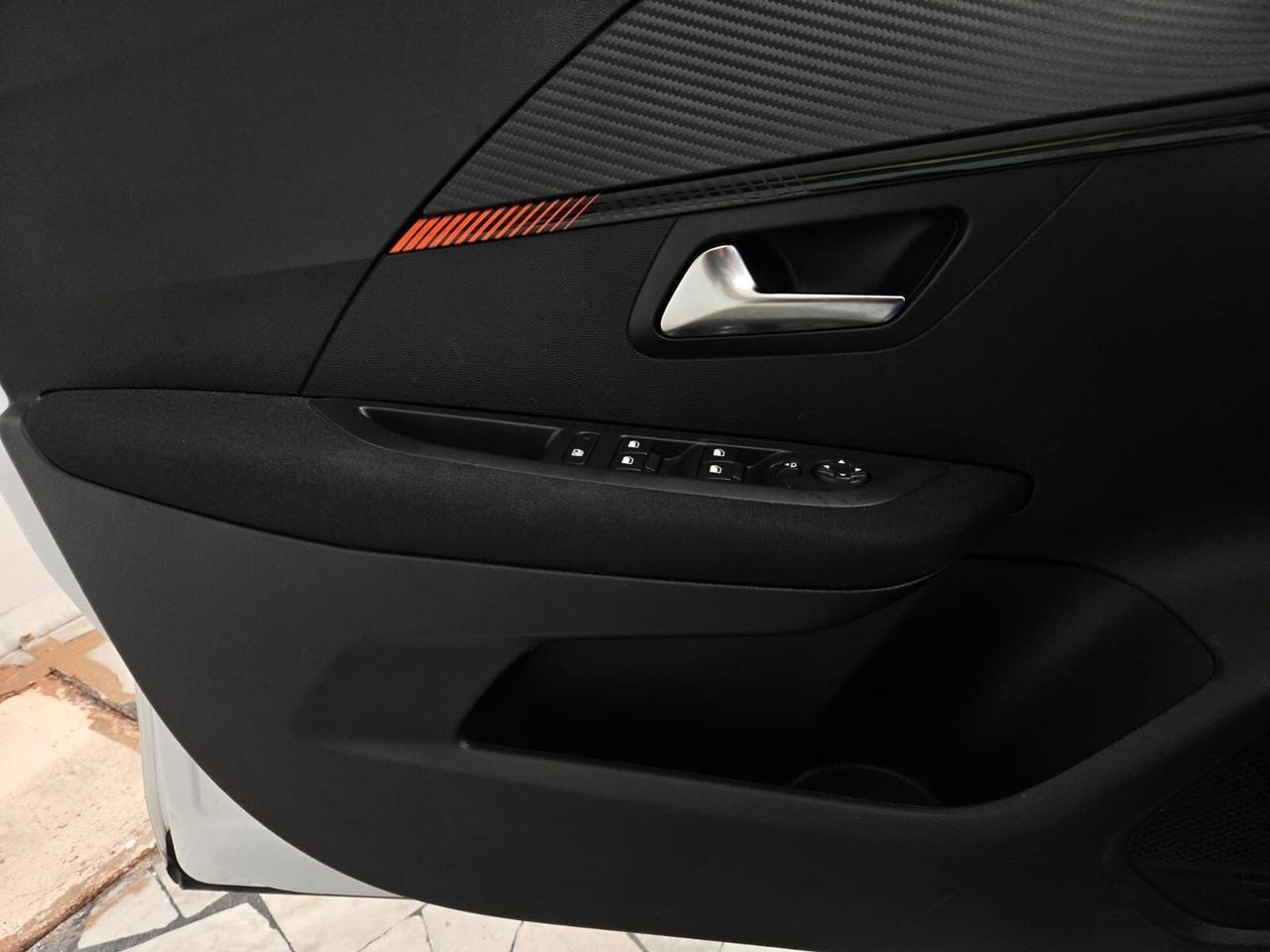 Peugeot 208 PureTech 75 Stop&Start 5 porte Like