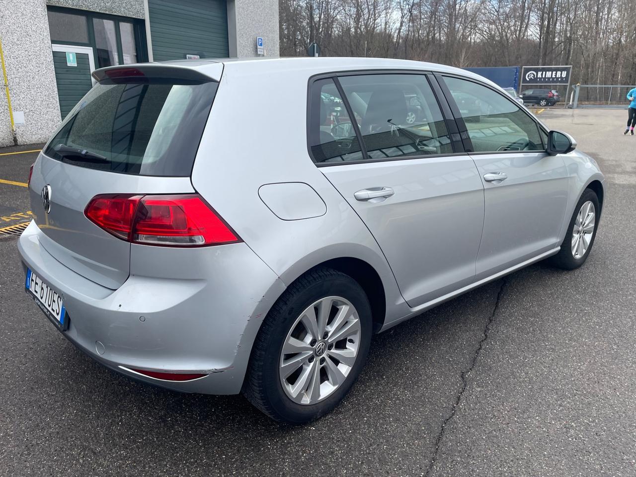 Volkswagen Golf 1.6 TDI 110 CV*Automatik*Neopatentati*