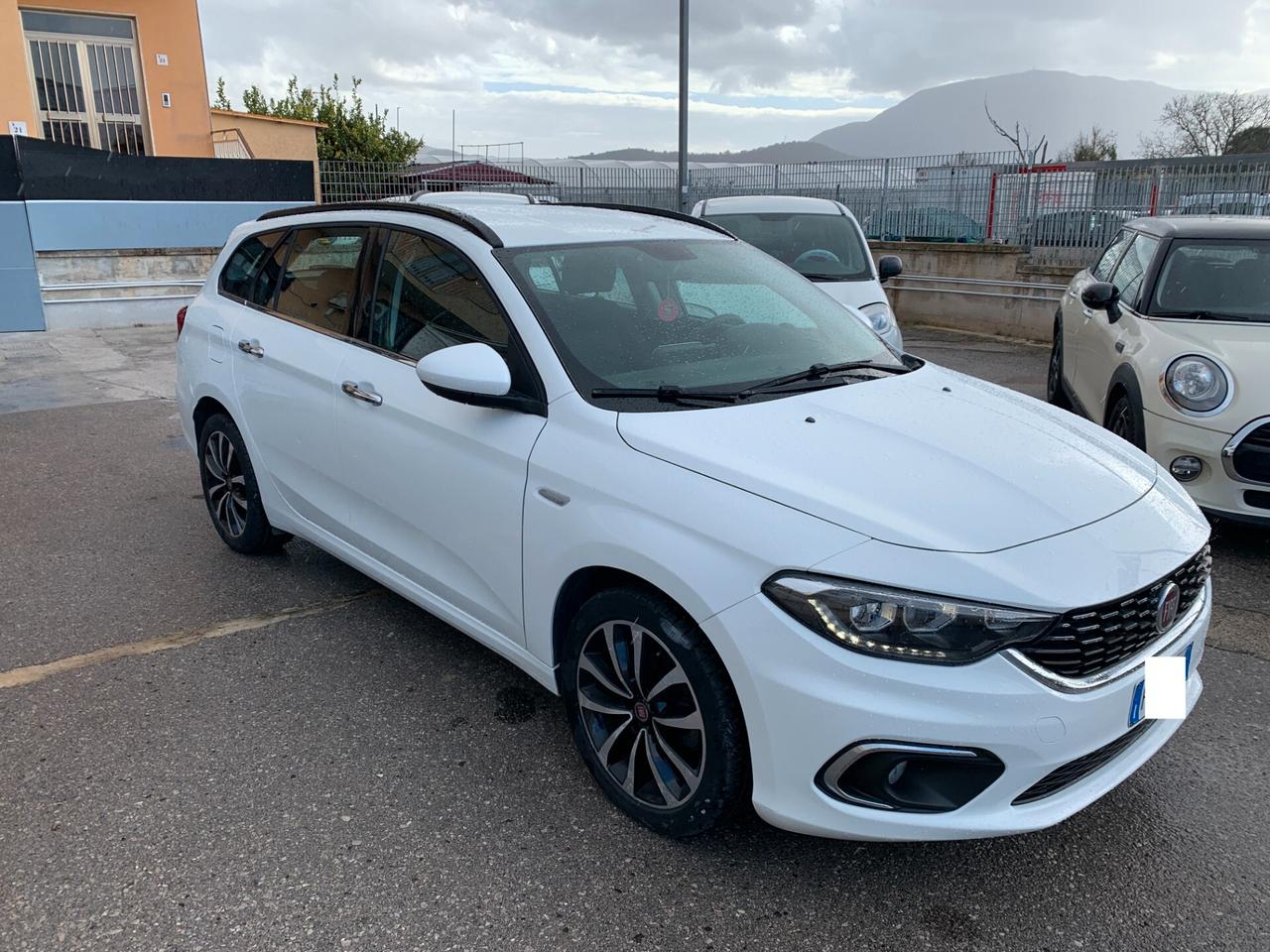 Fiat Tipo 1.6 MJT SW Lounge 14.800Km