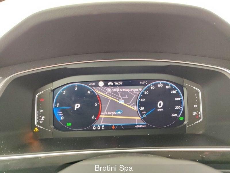 Volkswagen Tiguan Tiguan 2.0 TDI 150 CV SCR DSG R-Line