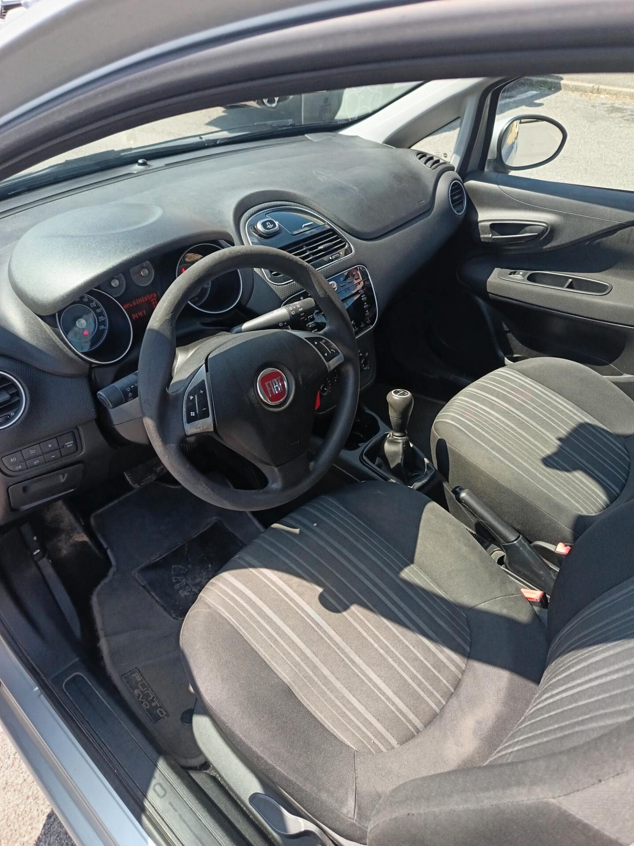 Fiat Punto Evo 1.4 5 porte S&S Dualogic Dynamic