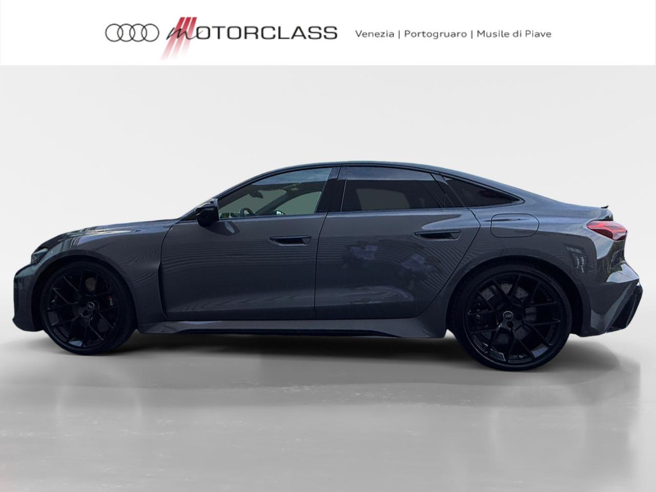 Audi RS5 berlina 2.9 v6 phev 639cv performance tiptronic