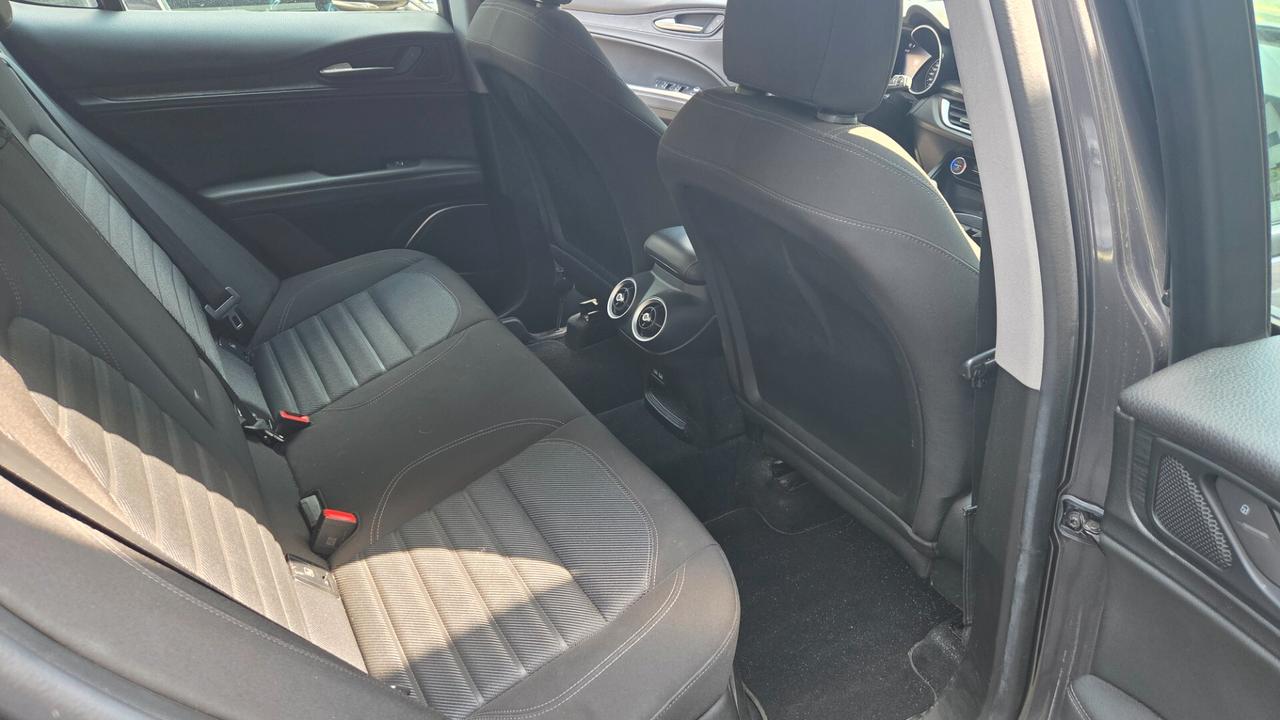 Alfa Romeo Stelvio 2.2 Turbodiesel 190 CV AT8 Q4 Business