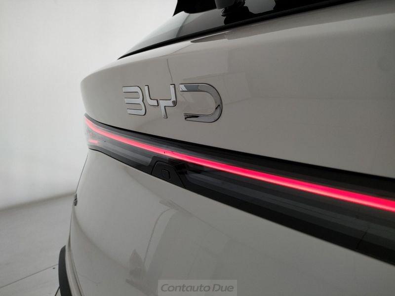BYD Seal 6 DM-i Seal 6 DM-i Touring 1.5 phev Boost