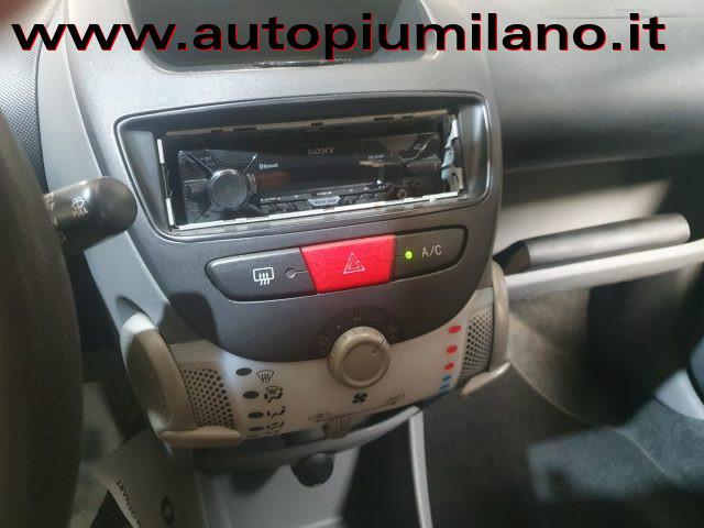 TOYOTA Aygo 1.0 12V VVT-i 5 porte OK NEOPATENTATI