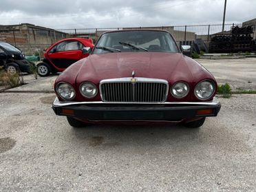 JAGUAR XJ12