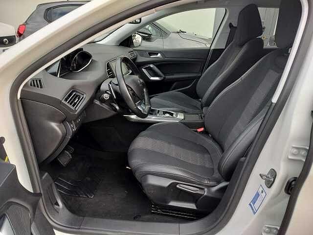 Peugeot 308 1.5 BlueHDI Allure 130 EAT8