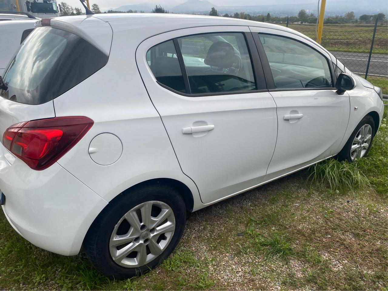 Opel Corsa 1.4 90CV GPL Tech 5 porte n-Joy