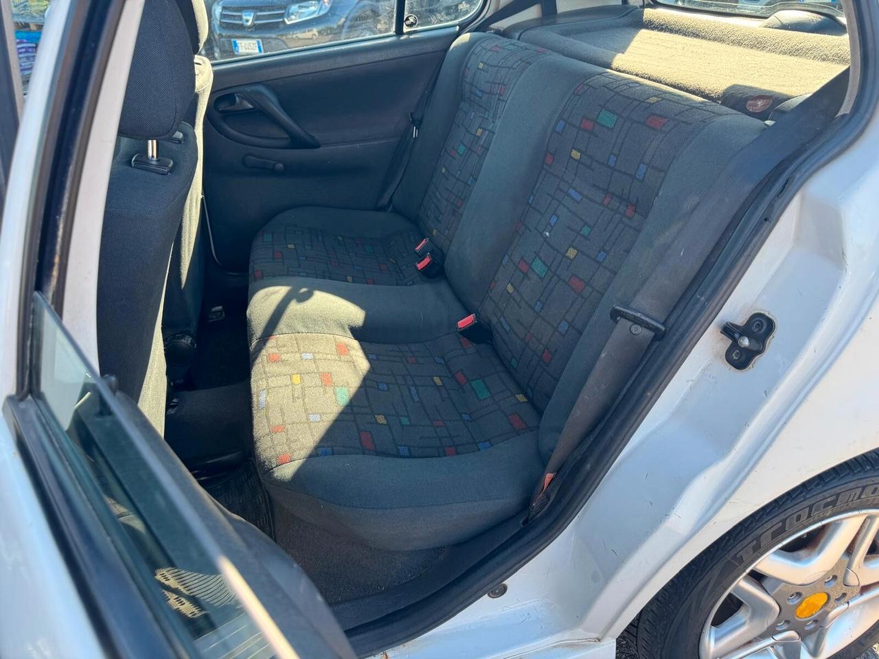 Volkswagen Polo 1.0 benzina 50cv 5P 1998