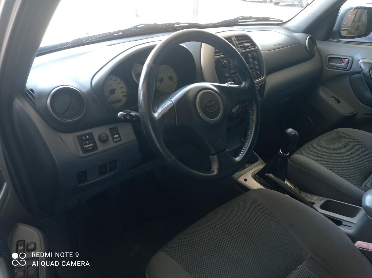 Toyota RAV 4 RAV4 2.0 Tdi D-4D cat 5 porte Sol