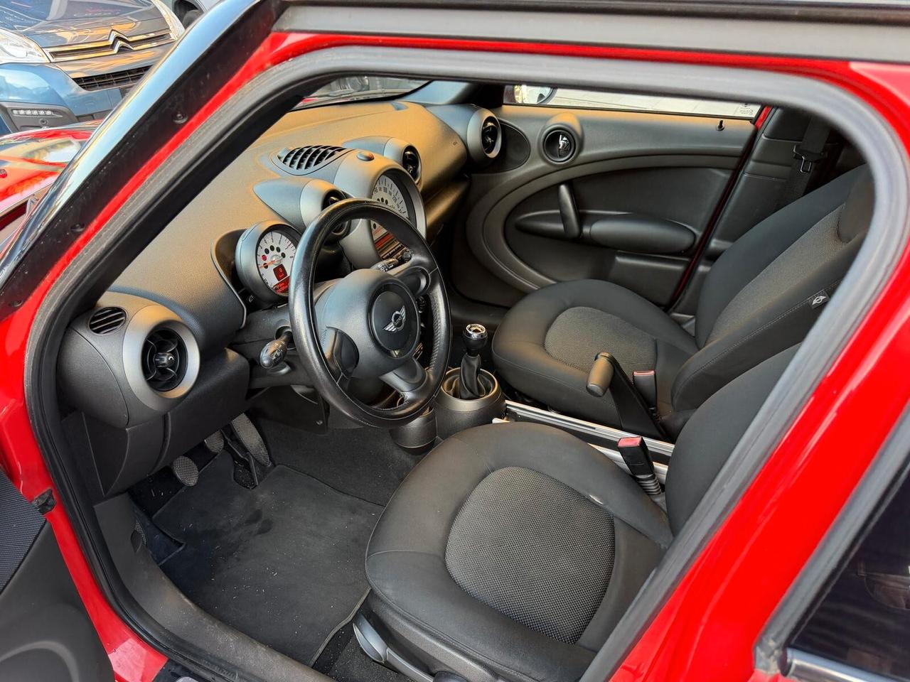 Mini Cooper Countryman 1.6 tetto