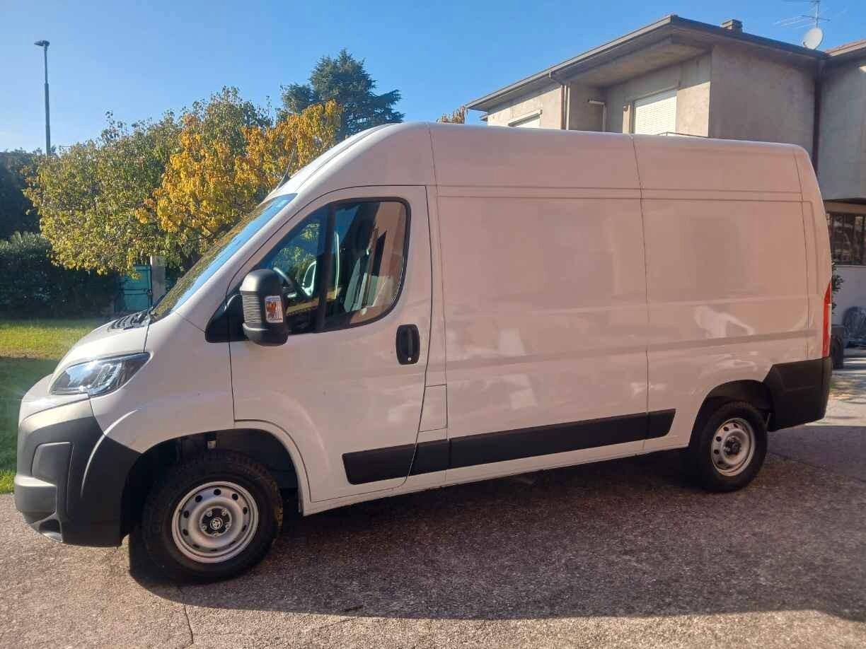 TOYOTA Proace Max 33 2.2 BlueHDi 120 CV L2 H2 ANNO 2024