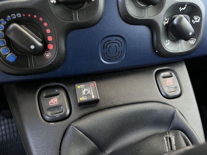FIAT Panda Panda 1.2 GPL tua da 99,00 al mese