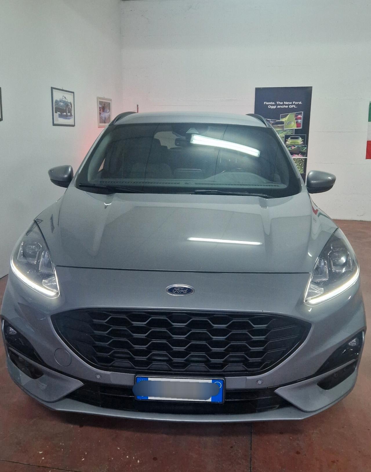 Ford Kuga 1.5 EcoBoost 2WD ST-Line Retrocam navi usb