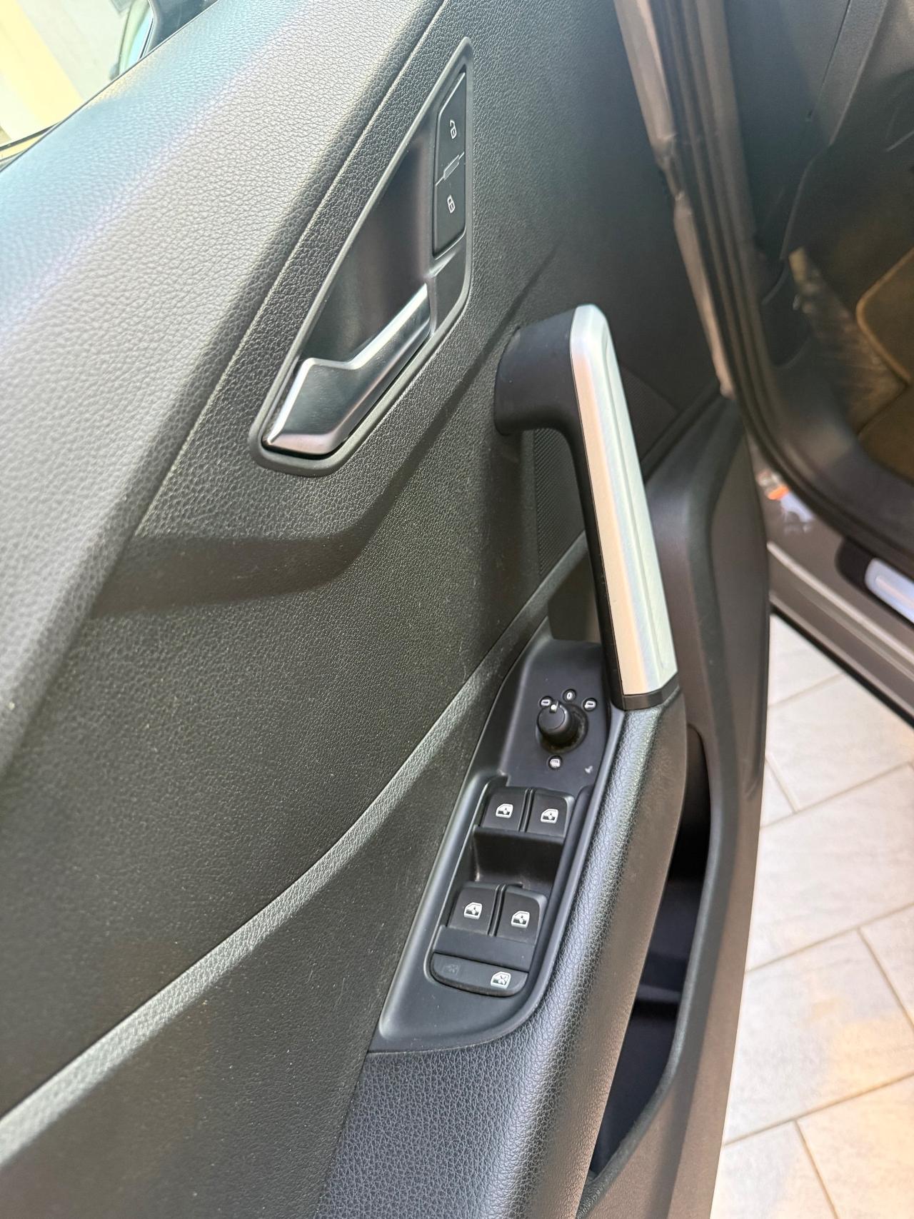 Audi Q2 30 TDI S line Edition