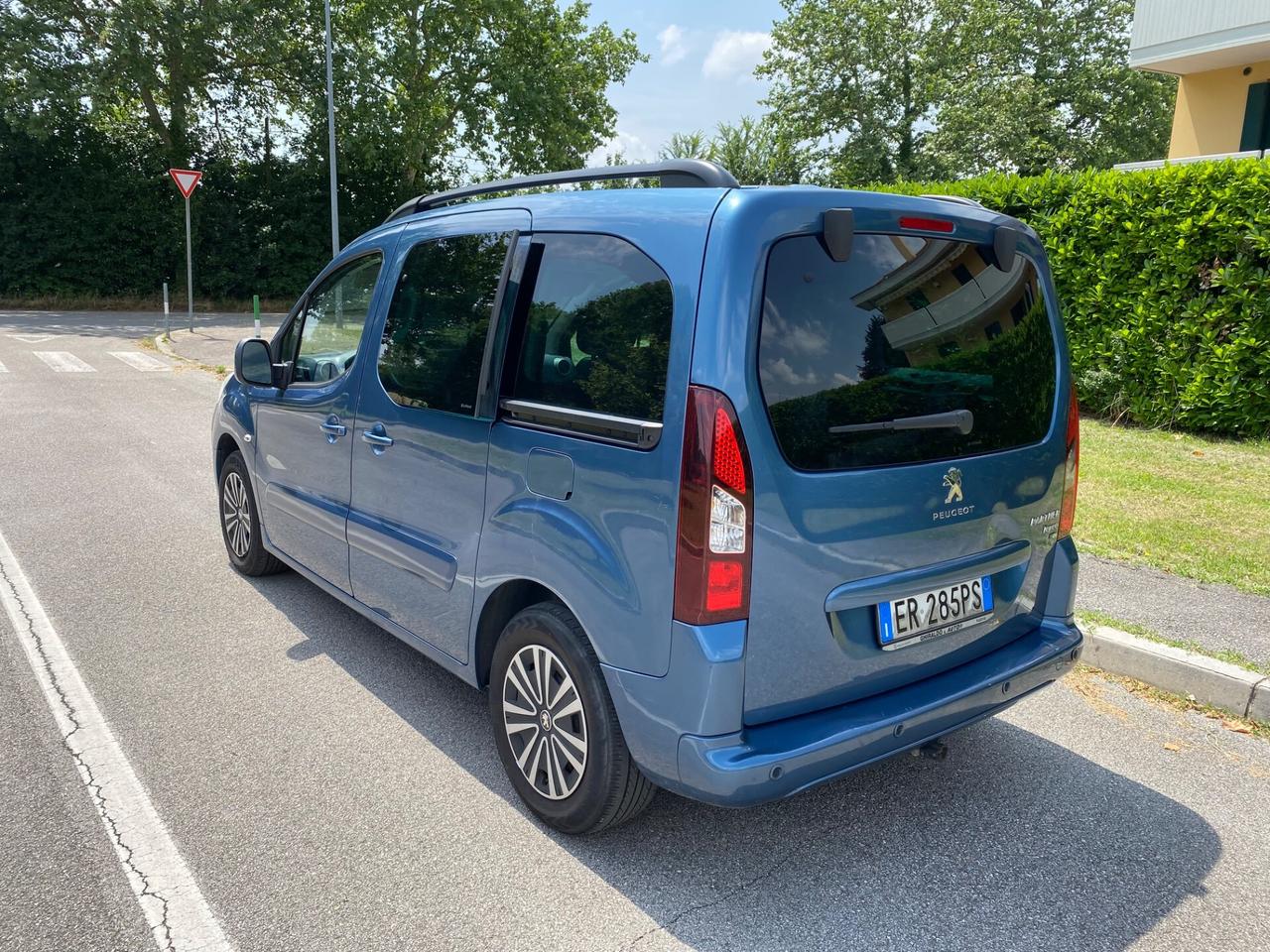 Peugeot partner tepee 1.6 HDI cambio automatico 2013