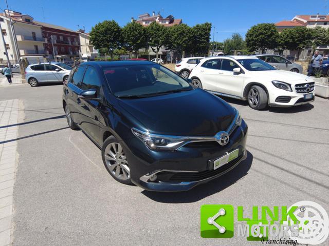 TOYOTA Auris lounge