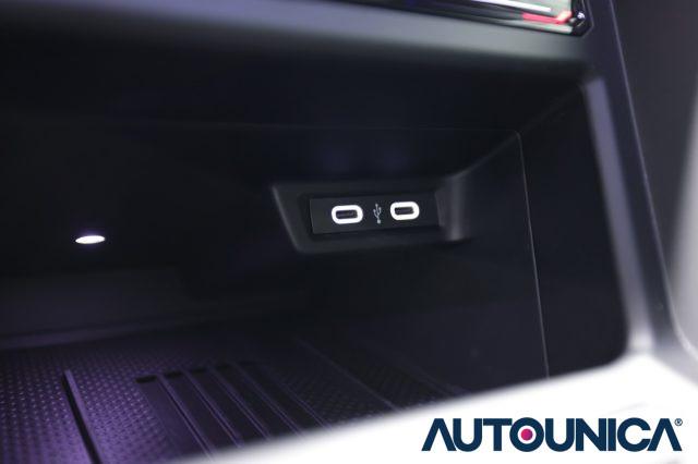 VOLKSWAGEN Taigo 1.0 TSI 115 CV R-LINE FARI LED TETTO PANORAMA