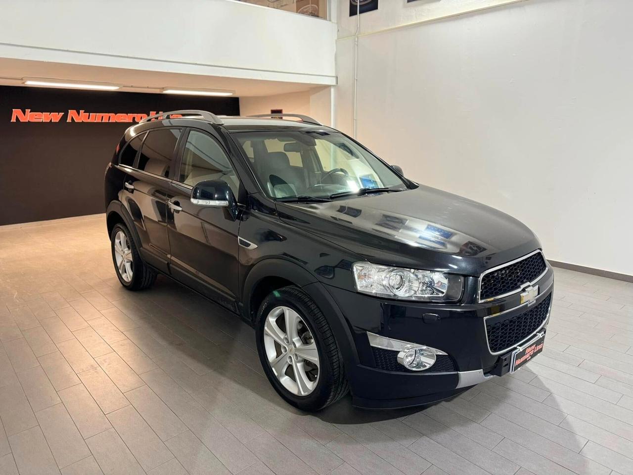 Chevrolet Captiva Chevrolet Captiva 2.2 Vcdi 184cv 4WD 2011 7 posti